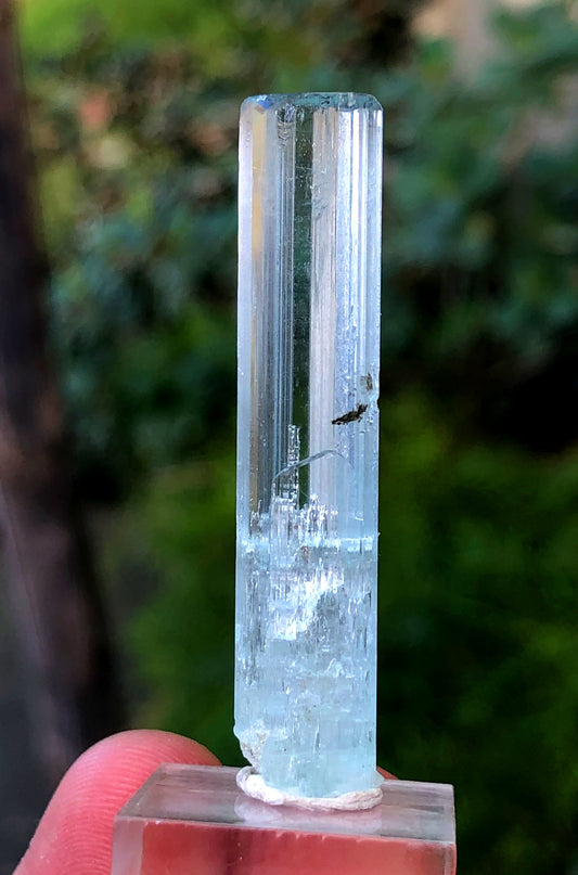 27.40 CTS Transparent Blue Aquamarine Crystal From Pakistan