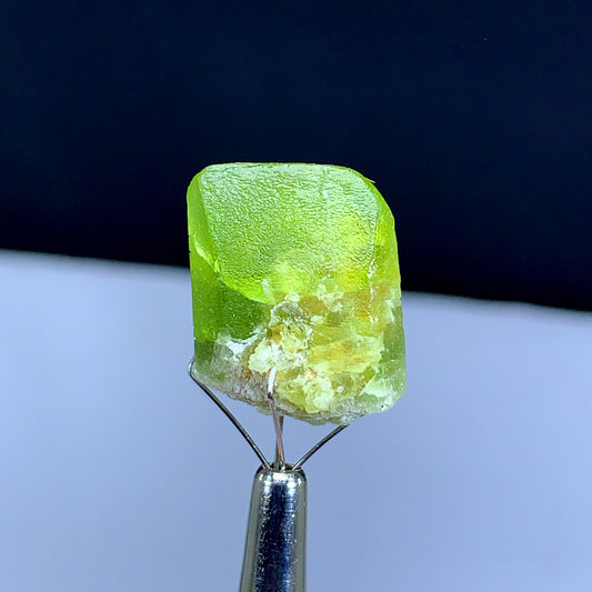 Green Peridot Crystal from Pakistan - 43.60 carat