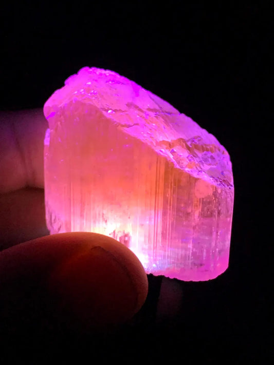 Fluorescent Pink Kunzite Crystal from Afghanistan - 46 gram