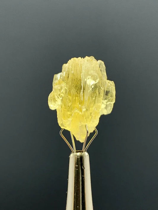 Natural Etched Yellow Heliodor Crystal from PAkistan - 16.50 Carats