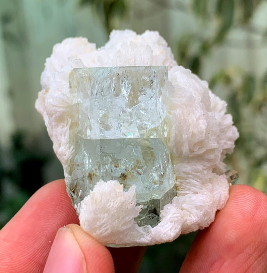 Tranpsarent Blue Aquamarine With Albite From Pakistan