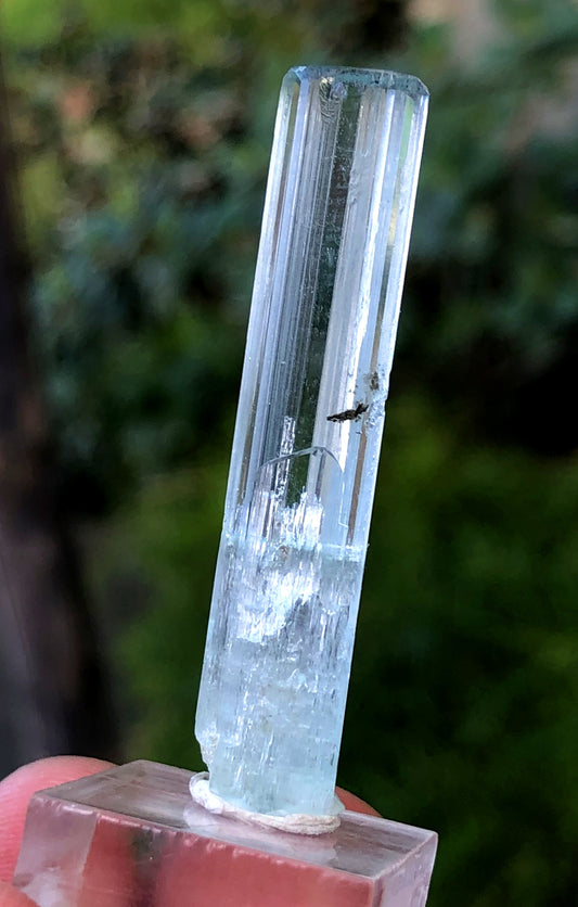 27.40 CTS Transparent Blue Aquamarine Crystal From Pakistan