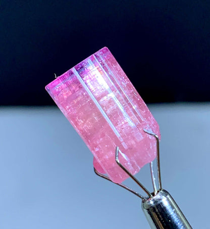 16.65 Carats Fine Quality Pink TOurmaline Crystal From Afghanistan