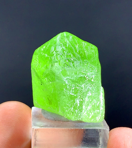 Green Peridot Crystal from Pakistan - 75.25 carat