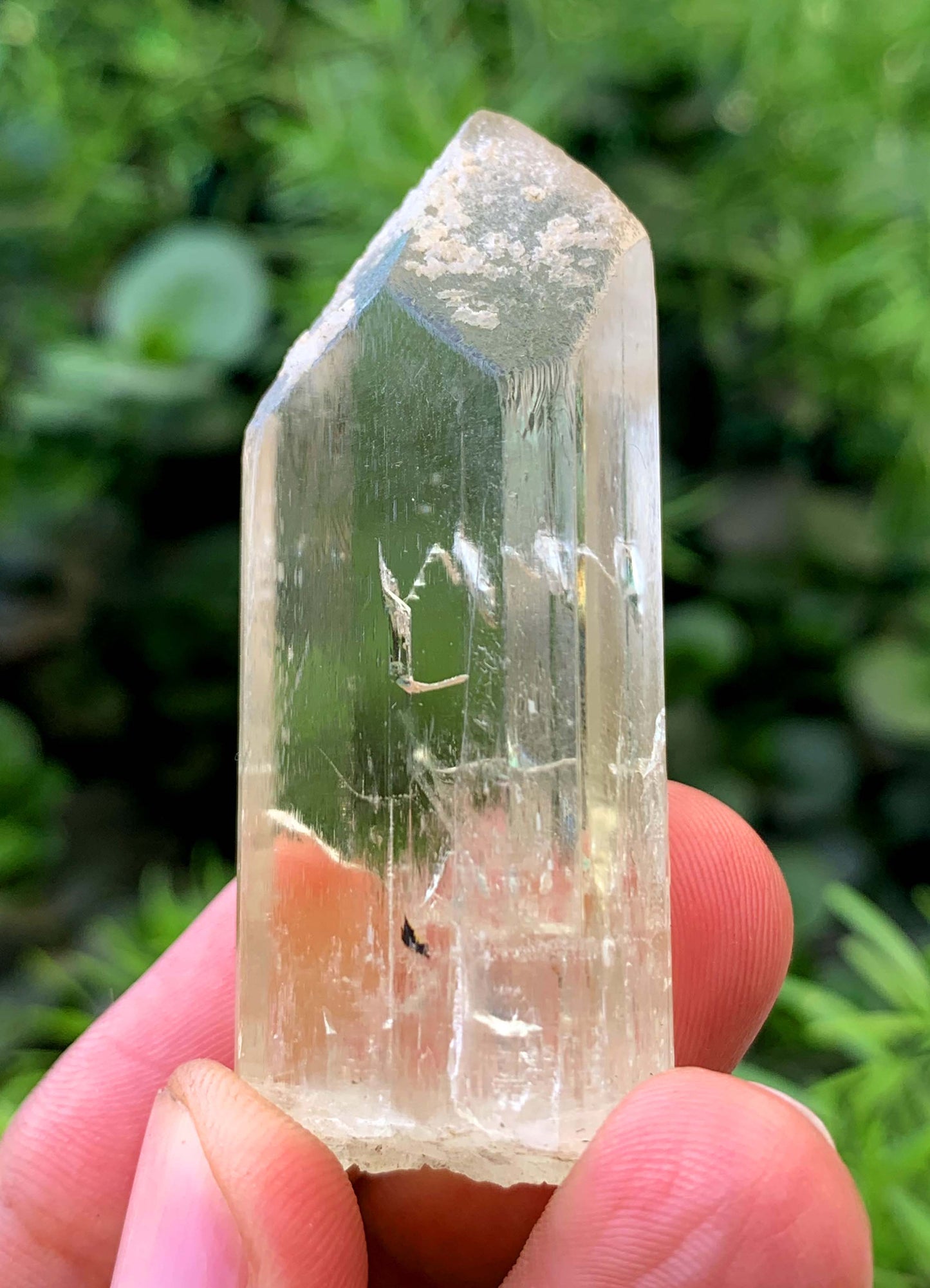 V Shape Transparent Triphane Kunzite Ctrystal From Afghanistan - 35 Gram