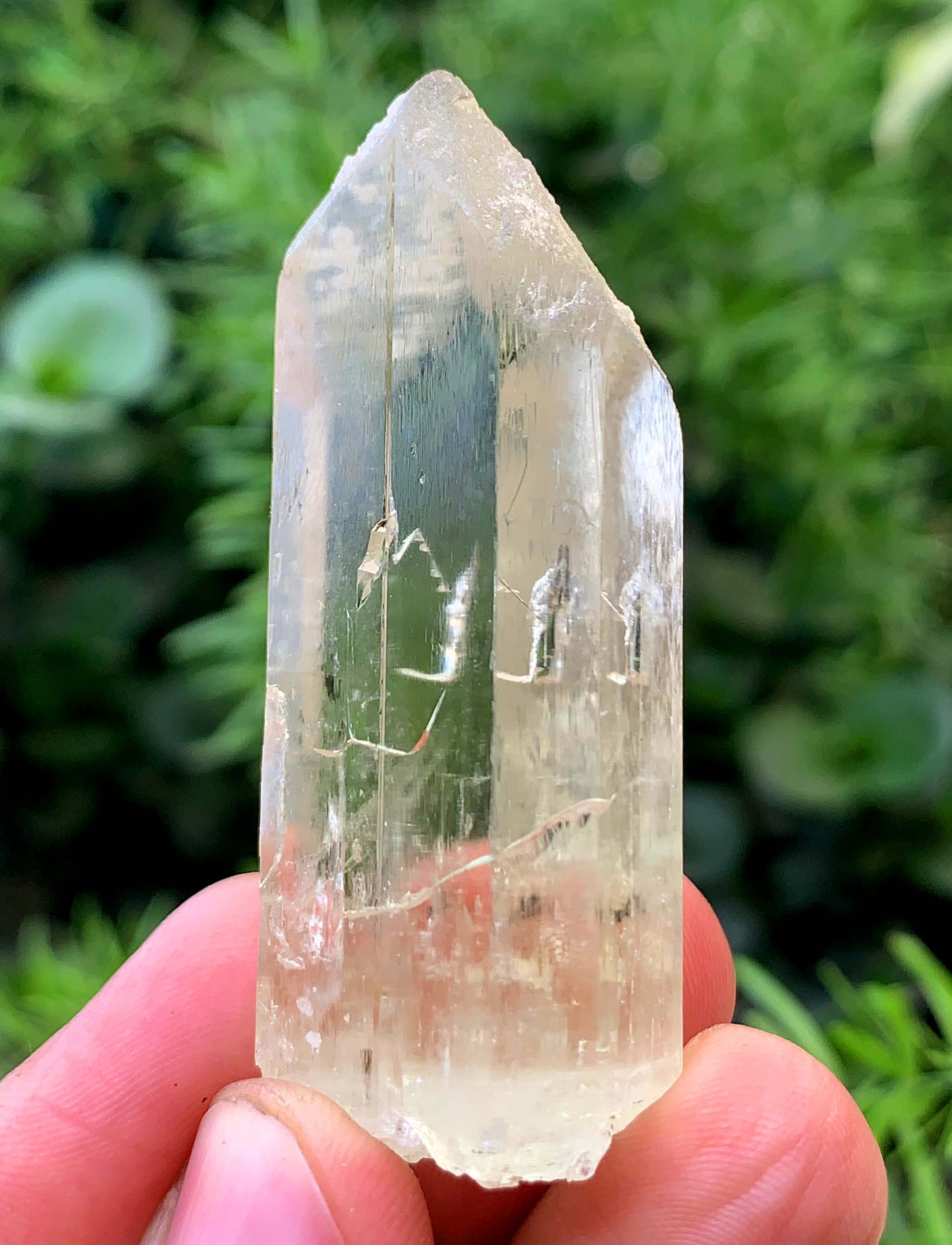 V Shape Transparent Triphane Kunzite Ctrystal From Afghanistan - 35 Gram