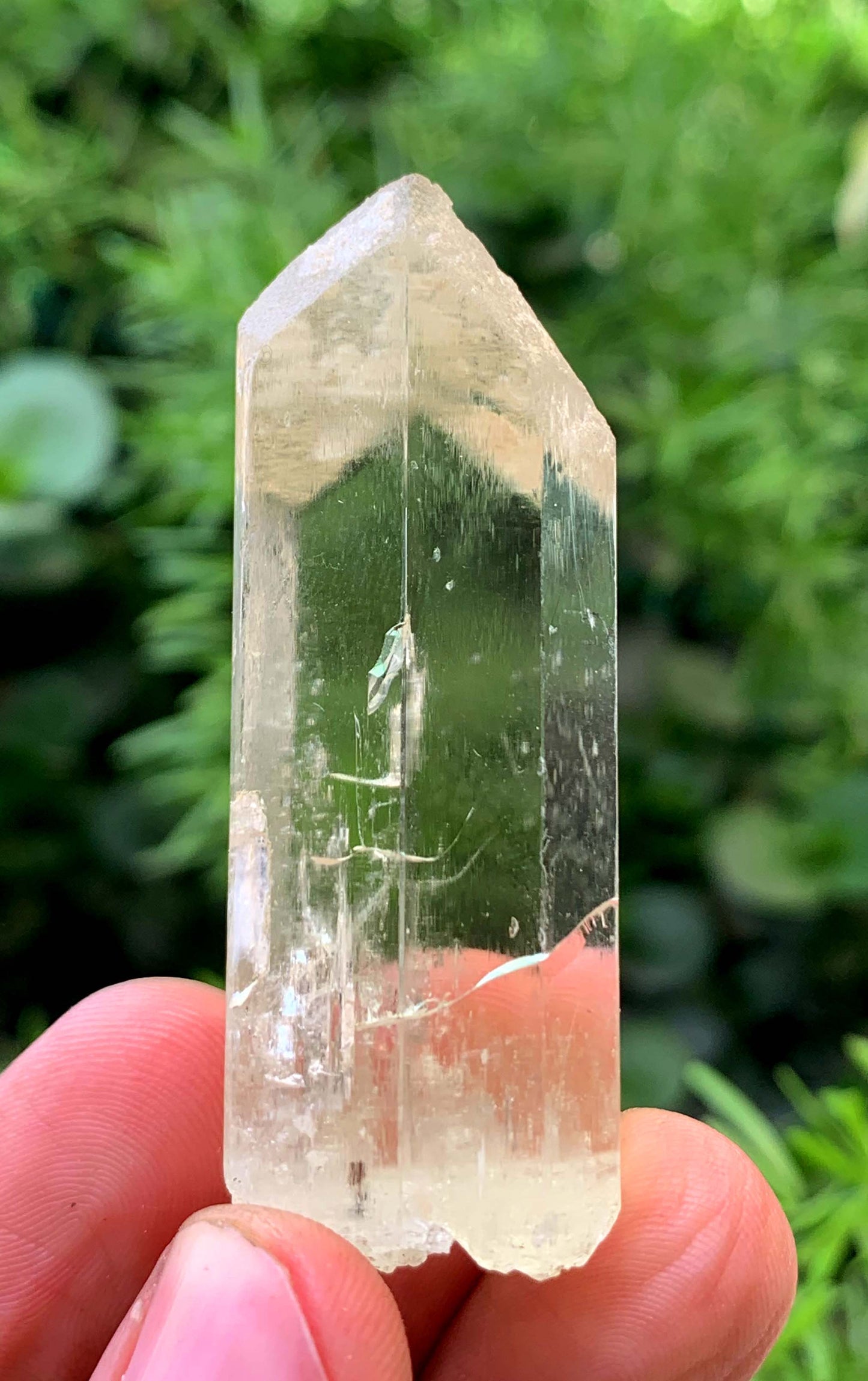 V Shape Transparent Triphane Kunzite Ctrystal From Afghanistan - 35 Gram
