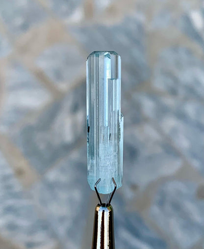 Transparent and Terminated Sky Blue Aquamarine Crystal from Shigar valley Pakistan - 16.75 carats