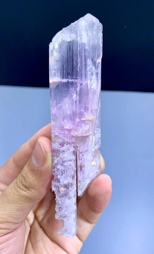 v Shape Terminated Pink kunzite Crystal from Afghanistan - 44 gram