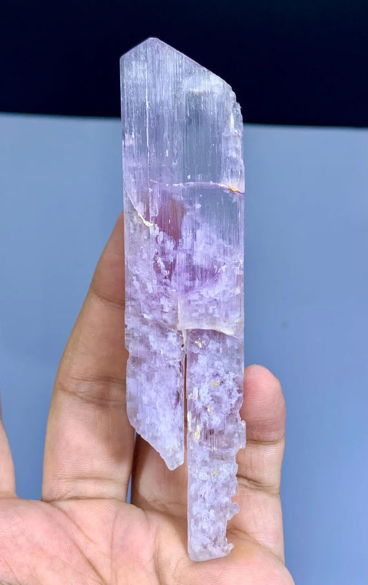 v Shape Terminated Pink kunzite Crystal from Afghanistan - 44 gram