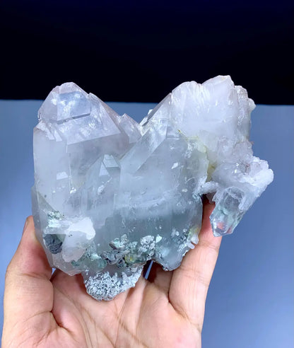 Stunning Feden Quartz Cluster, Terminated Quartz Specimen - 560 gram