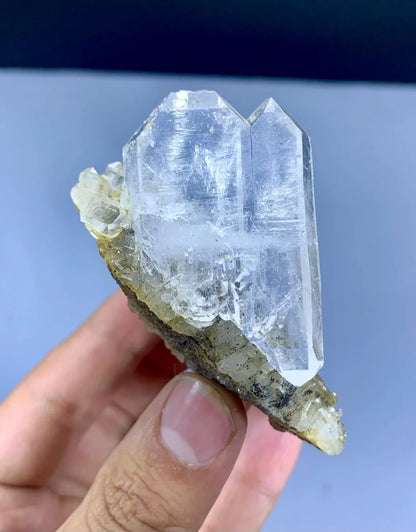 Amazing Feden Quartz Bunch on Matrix - 93 gram