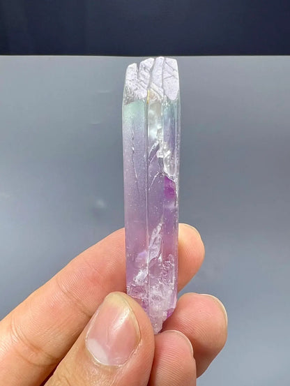 Bicolor Kunzite Crystal from Nuristan, Afghanistan - 30 gram