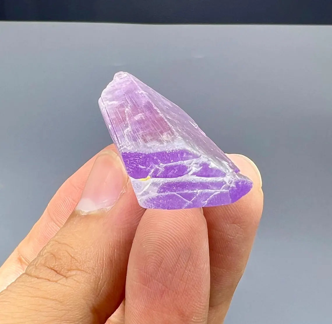 Bicolor Kunzite Crystal from Nuristan, Afghanistan - 30 gram
