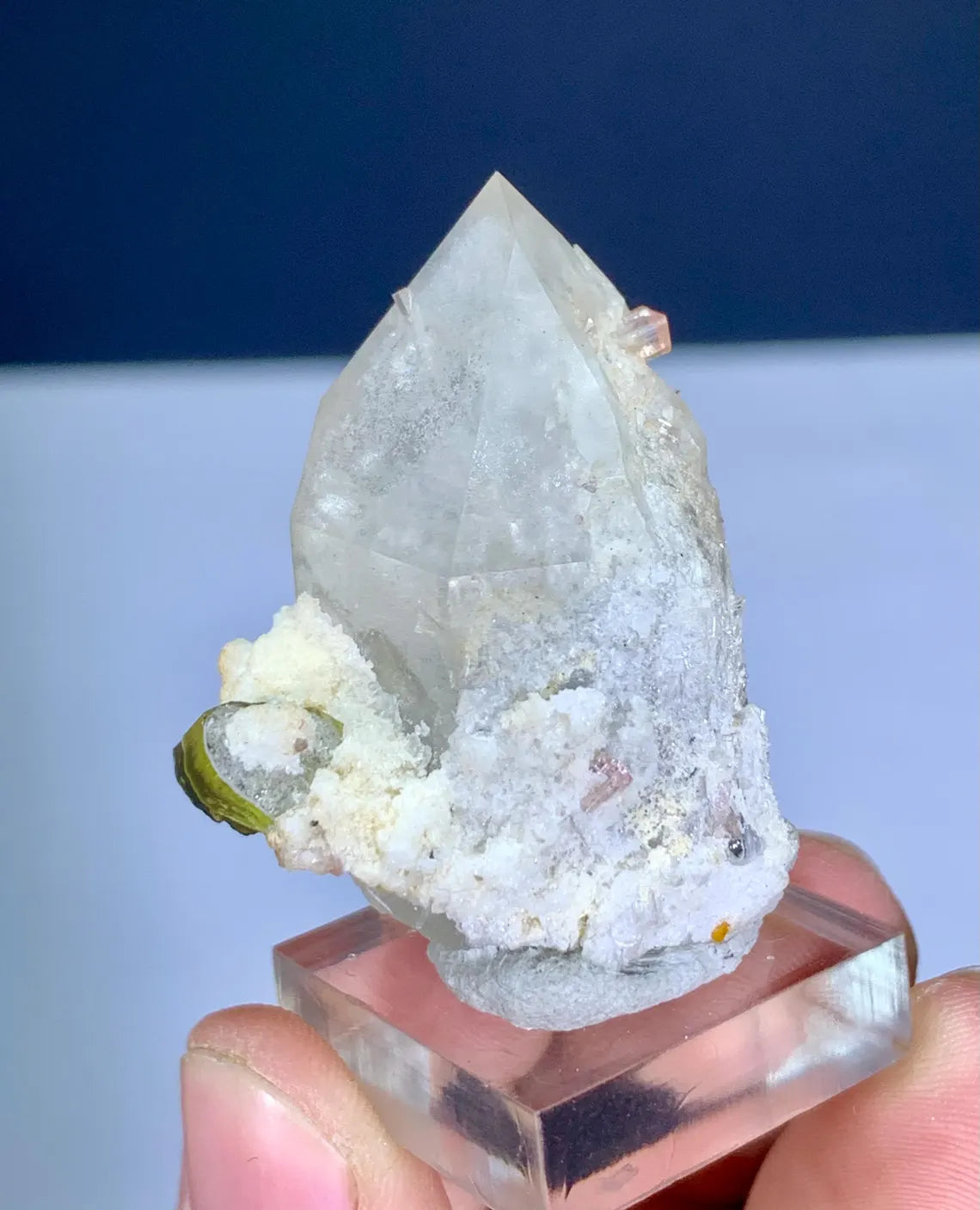 Tourmaline on Quartz from Skardu Pakistan - 28 gram