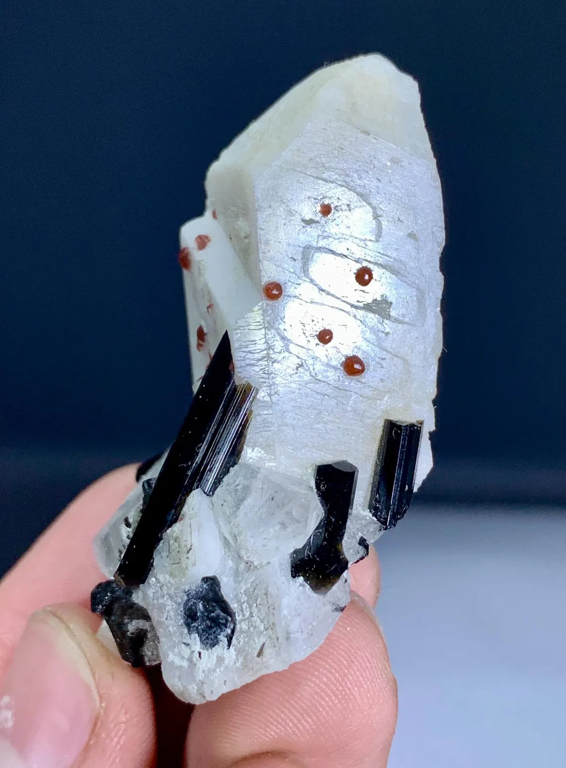 Garnet on Feldsapr, Schorl and Quartz from Pakistan - 28 gram