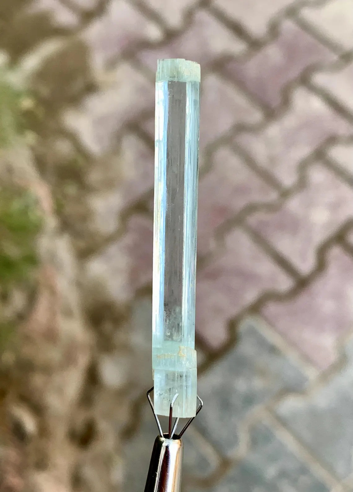 Aquamarine Crystal from Shigar valley Pakistan - 25.50 carats