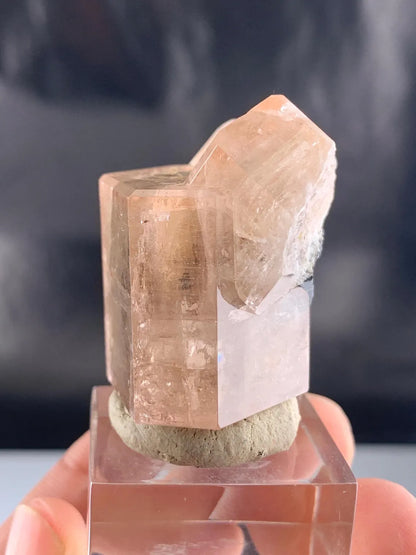 Fluorescent Apatite Crystal from Pakistan - 46 grams