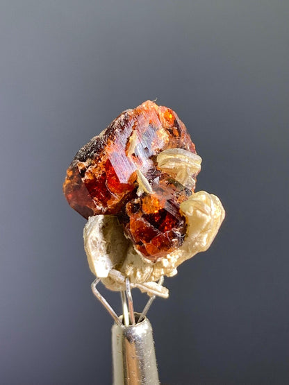 Garnet Crystals with Mica from Pakistan - 25.00 Carats