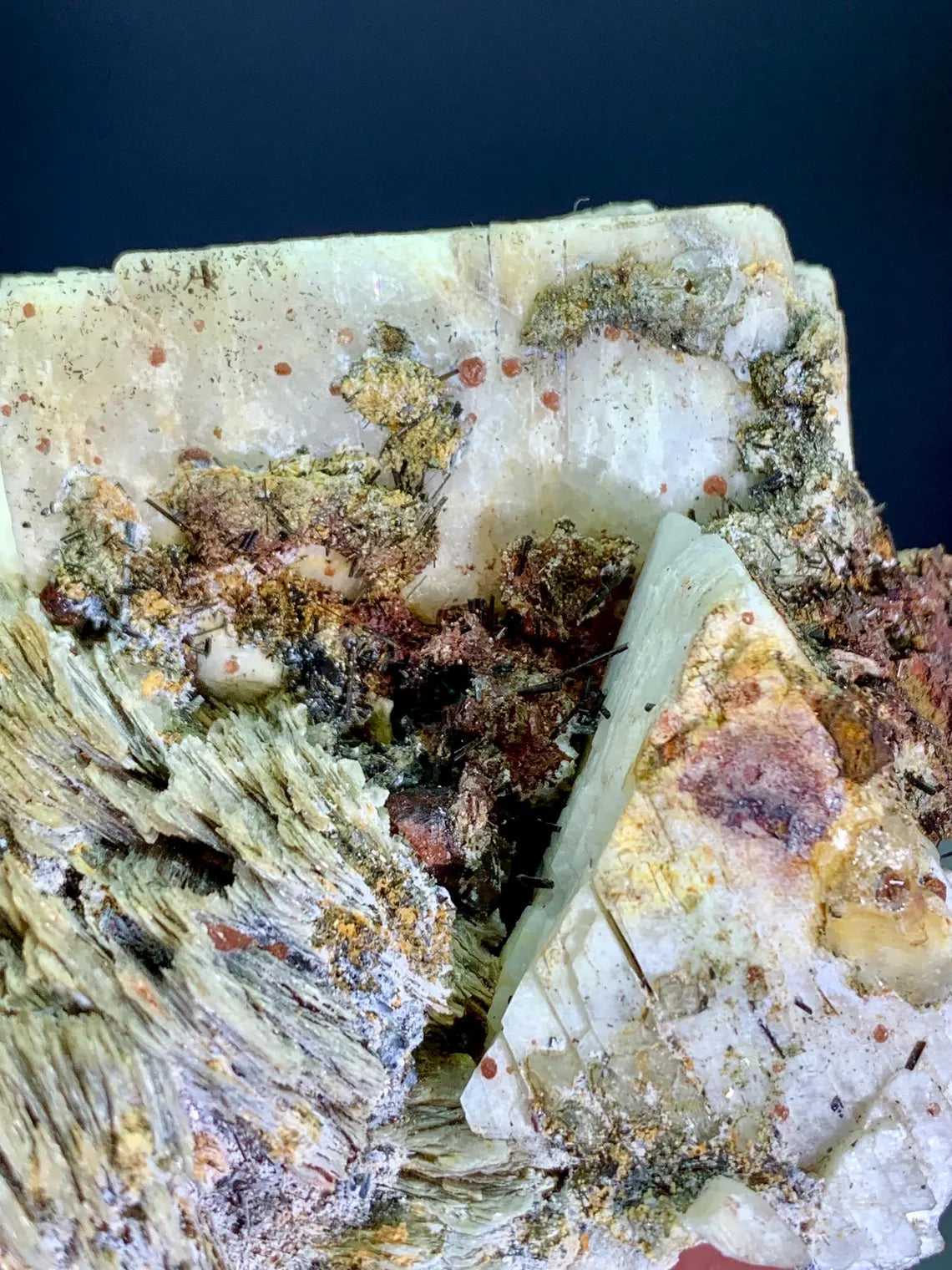 Red Garnet Combine Schorl, Star Mica and Feldspar from Pakistan - 580 gram