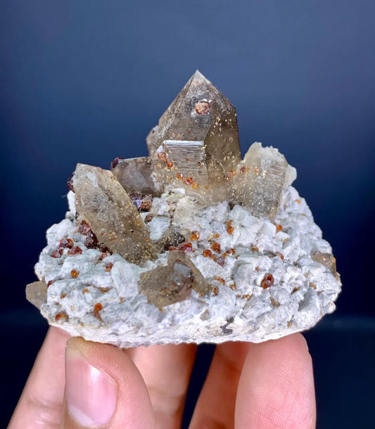 Garnet on Quartz from Pakistan - 72 gram