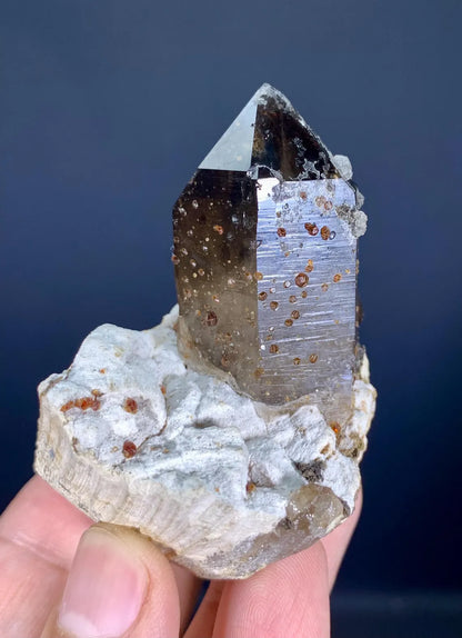 Garnet on Quartz from Pakistan - 109 gram
