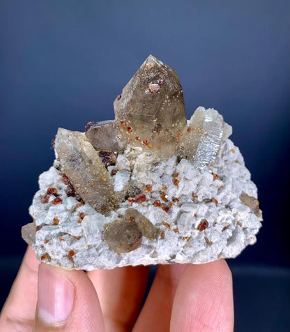 Garnet on Quartz from Pakistan - 72 gram