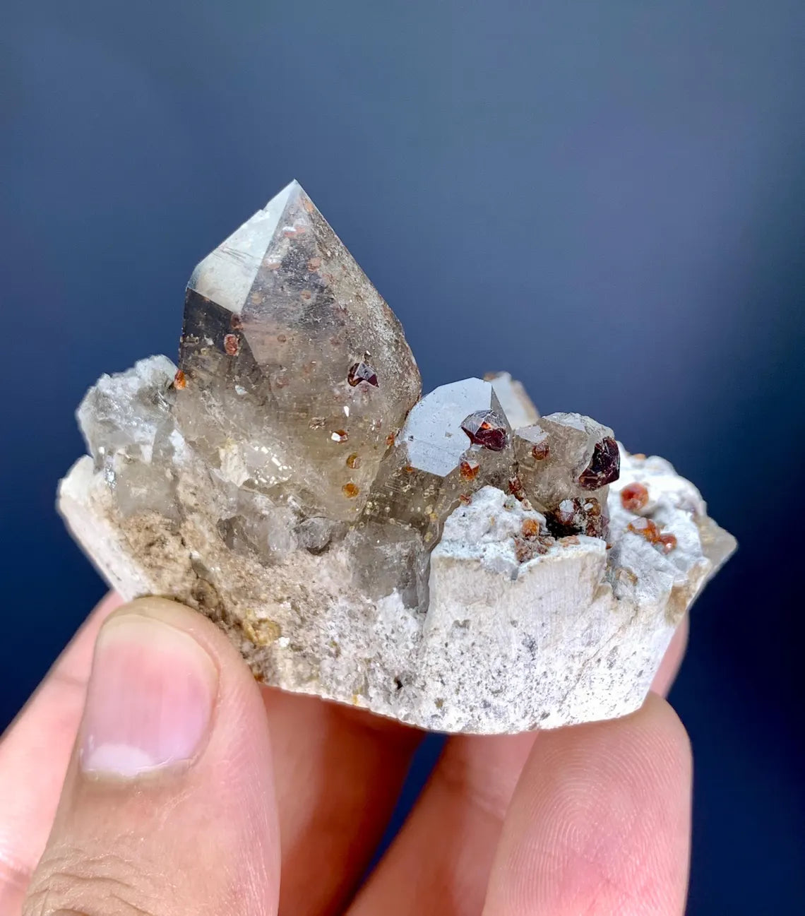 Garnet on Quartz from Pakistan - 72 gram