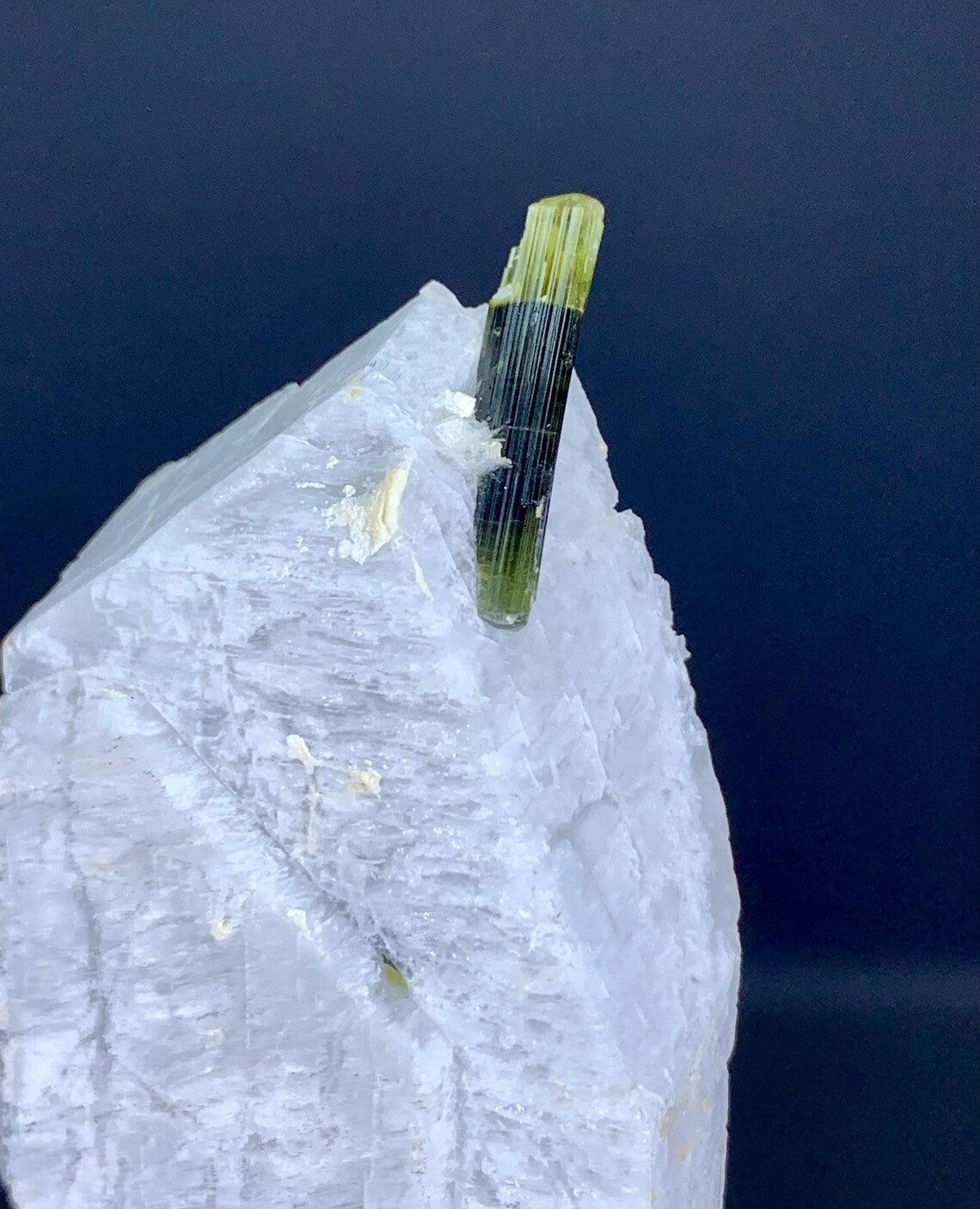 Tourmaline on Feldspar from Pakistan - 89 gram