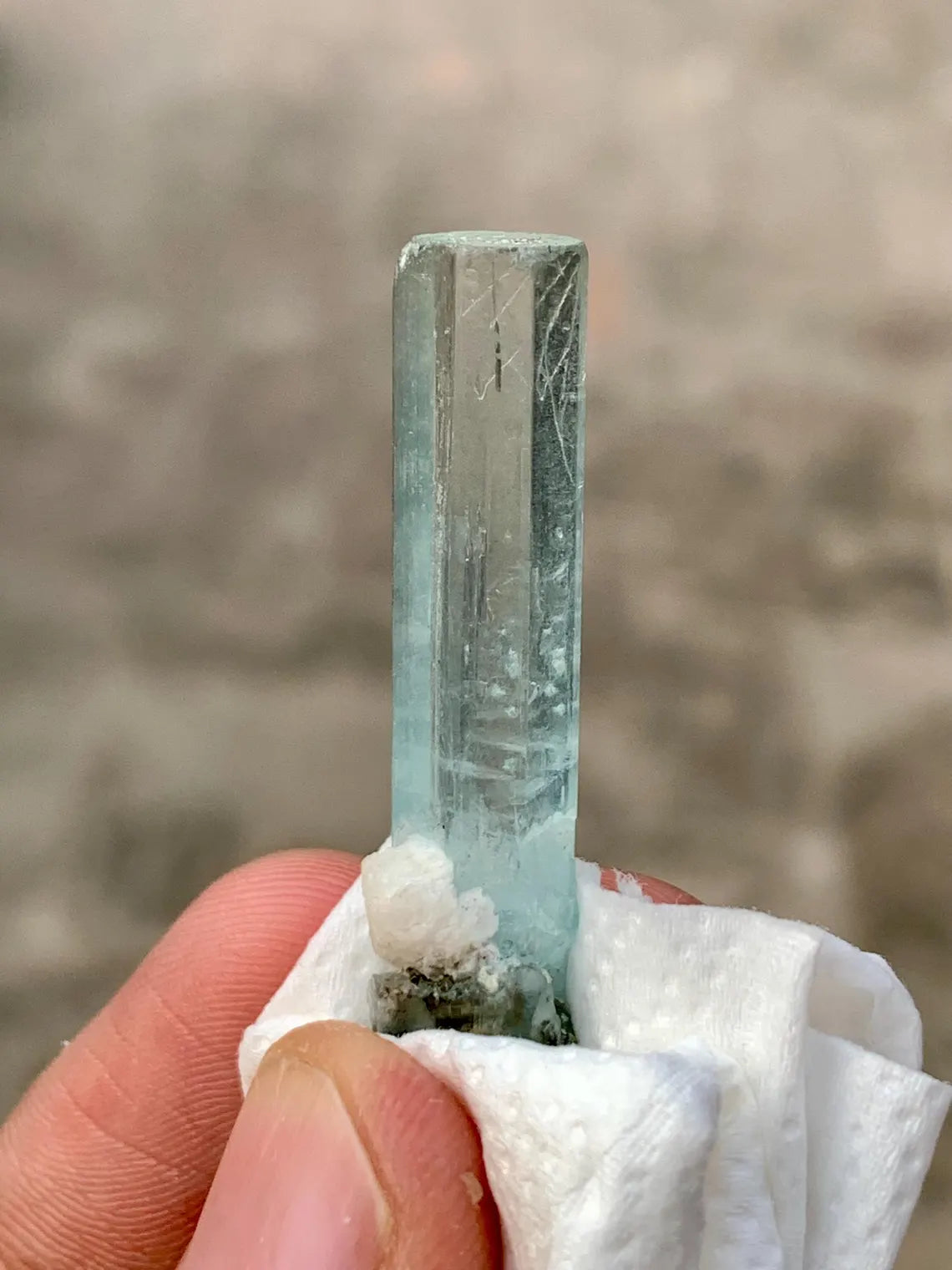 Aquamarine Crystal from Shigar valley Pakistan - 17.50 Carats