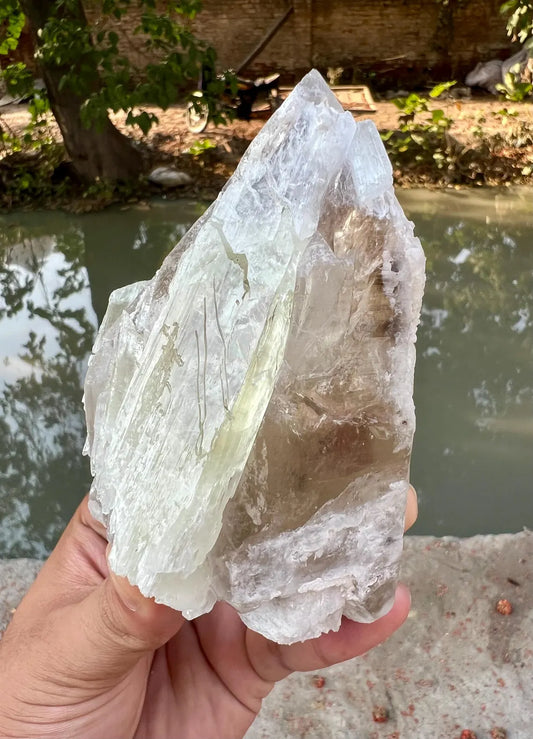 Kunzite on Quartz from Afghanistan - 440 gram