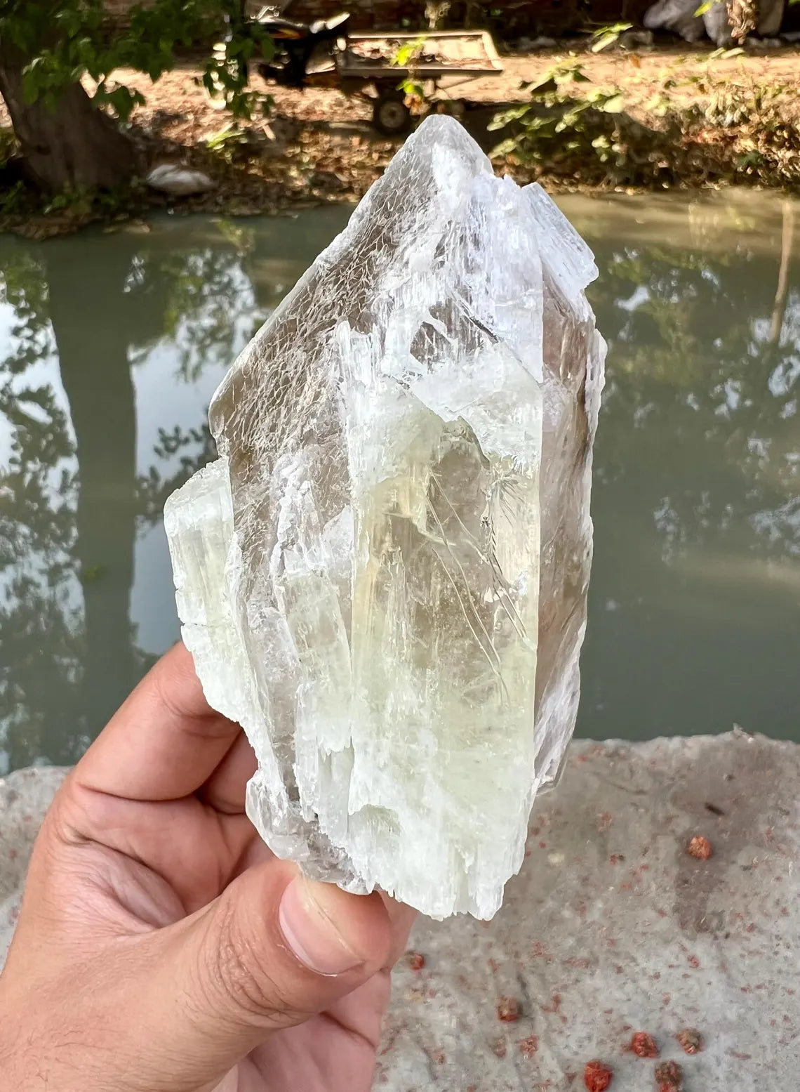 Kunzite on Quartz from Afghanistan - 440 gram