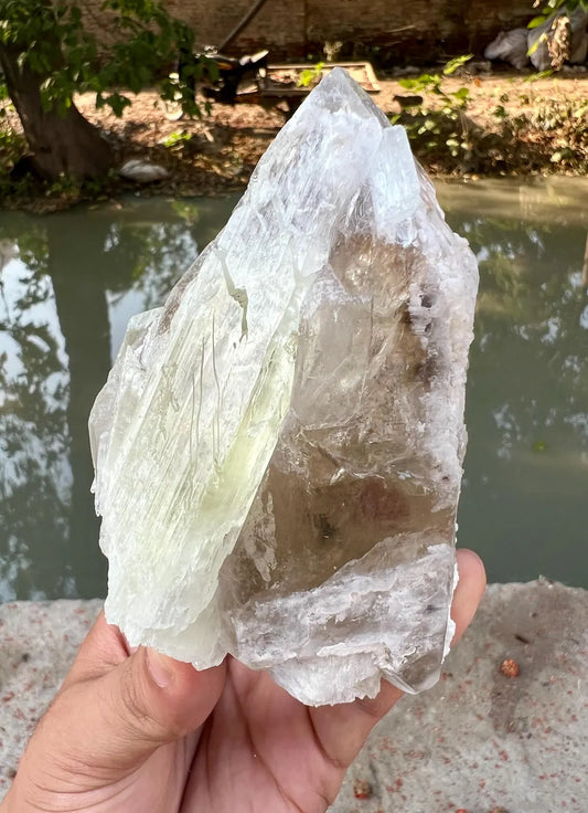 Kunzite on Quartz from Afghanistan - 440 gram