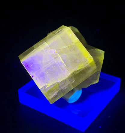 Fluorapatite crystal from Pakistan - 46 gram