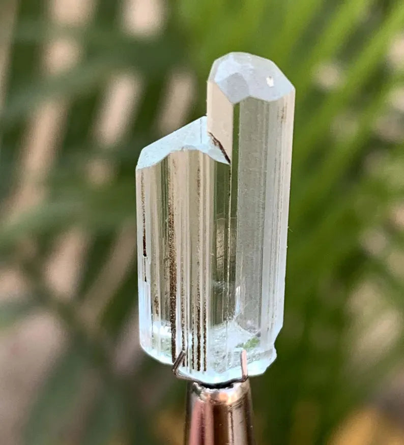 Transparent Blue Aquamarine Crystal from Pakistan - 10.00 Carats