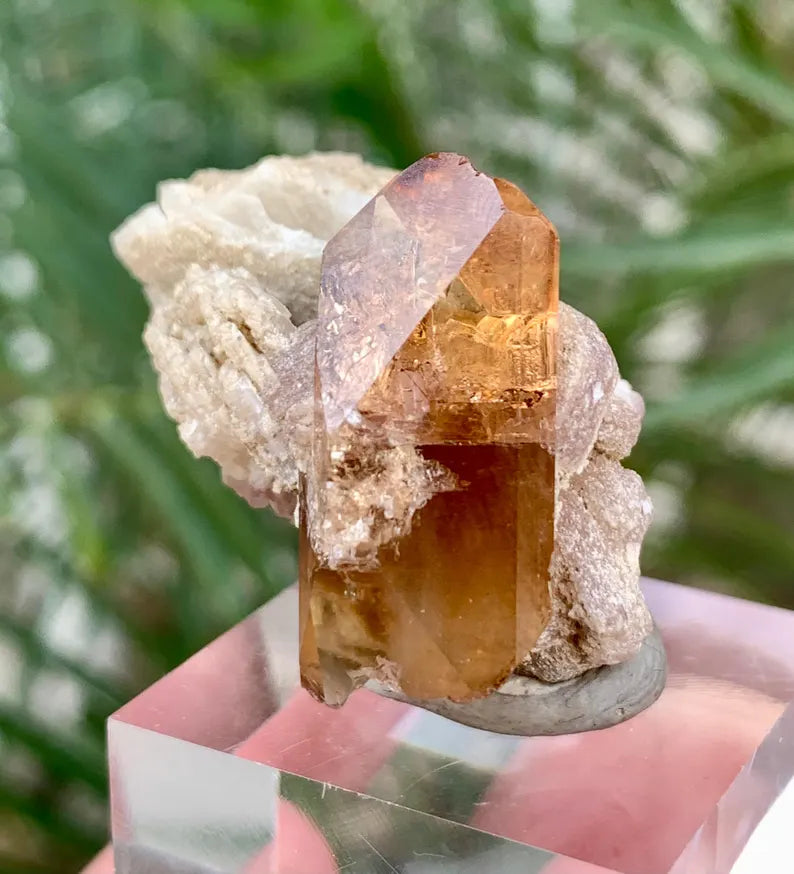 Golden Topaz with Lepidolite from Pakistan - 18 Gram