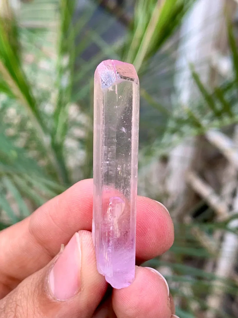 Transparent Pink FLuorescent Kunzite Crystal from Afghanistan - 11 Gram