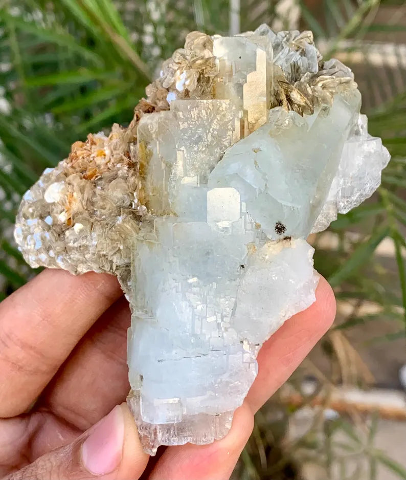 Stepwise Blue Aquamarine Crystal with Mica from Pakistan - 146 Gram