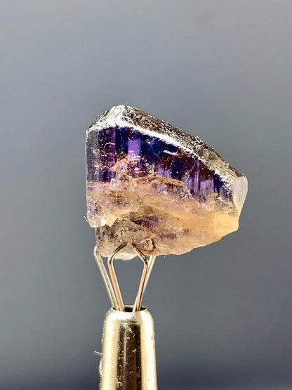 Blue and Yellow Tanzanite Crystal from Tanzania - 14.50 Carats