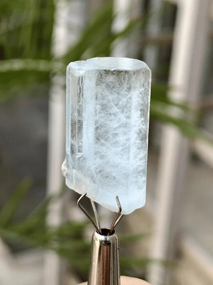 Transparent Sky Blue Aqumarine Crystal from Pakistan - 27.00 Carats