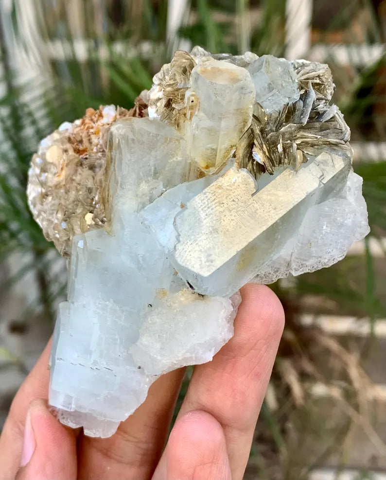 Stepwise Blue Aquamarine Crystal with Mica from Pakistan - 146 Gram