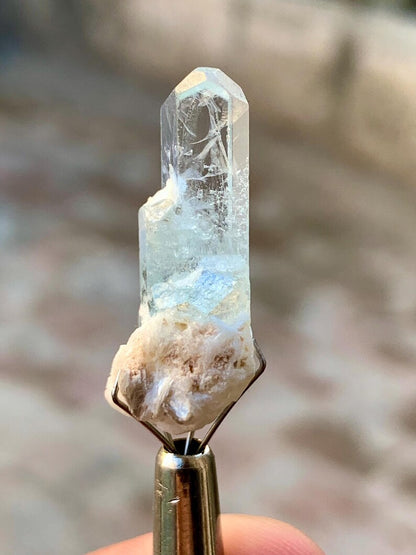 Transparent Diamond Cut Blue Aquamarine with DNA inclsuions from Pakistan