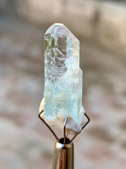 Transparent Diamond Cut Blue Aquamarine with DNA inclsuions from Pakistan