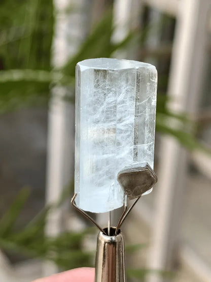 Transparent Sky Blue Aqumarine Crystal from Pakistan - 27.00 Carats