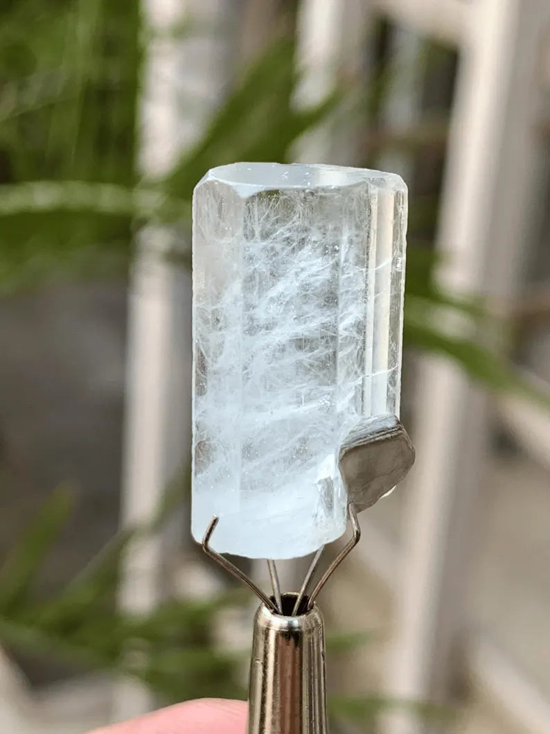 Transparent Sky Blue Aqumarine Crystal from Pakistan - 27.00 Carats