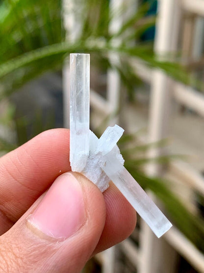 Unique Shape Aquamarine In Cro\ss from Pakistan - 8.00 Carats