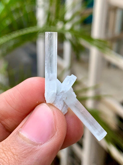 Unique Shape Aquamarine In Cro\ss from Pakistan - 8.00 Carats