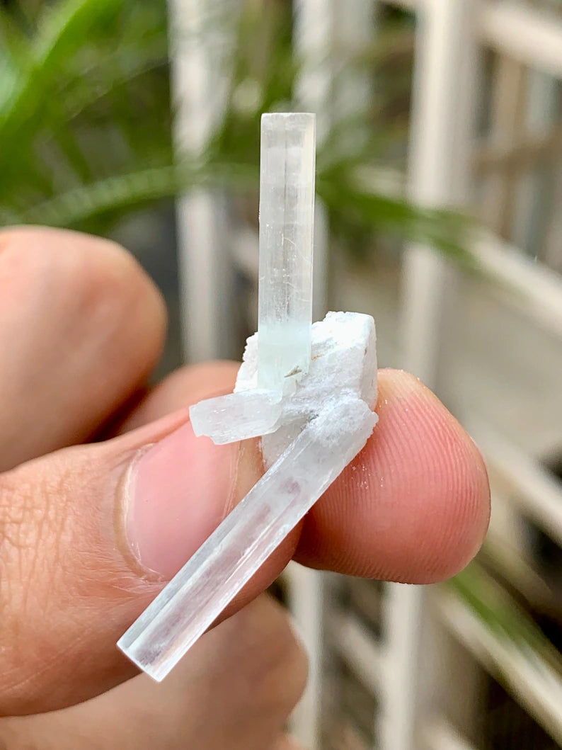 Unique Shape Aquamarine In Cro\ss from Pakistan - 8.00 Carats