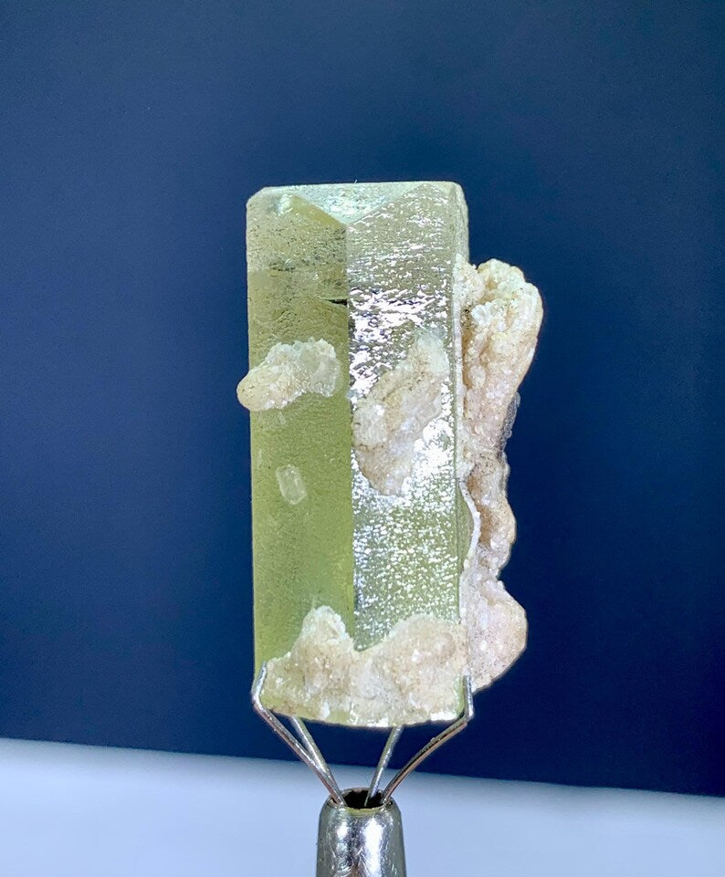 Natural Transparent yellow Helidoor Crystal from Pakistan - 07 Gram