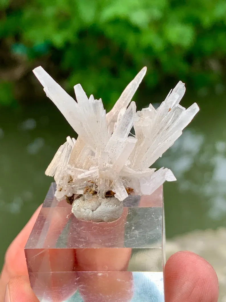 Natural Crystallized White Araginite Spikes from Pakistan - 8 Gram